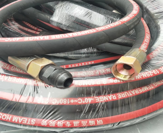25高压钢丝编织蒸（zhēng）汽胶管